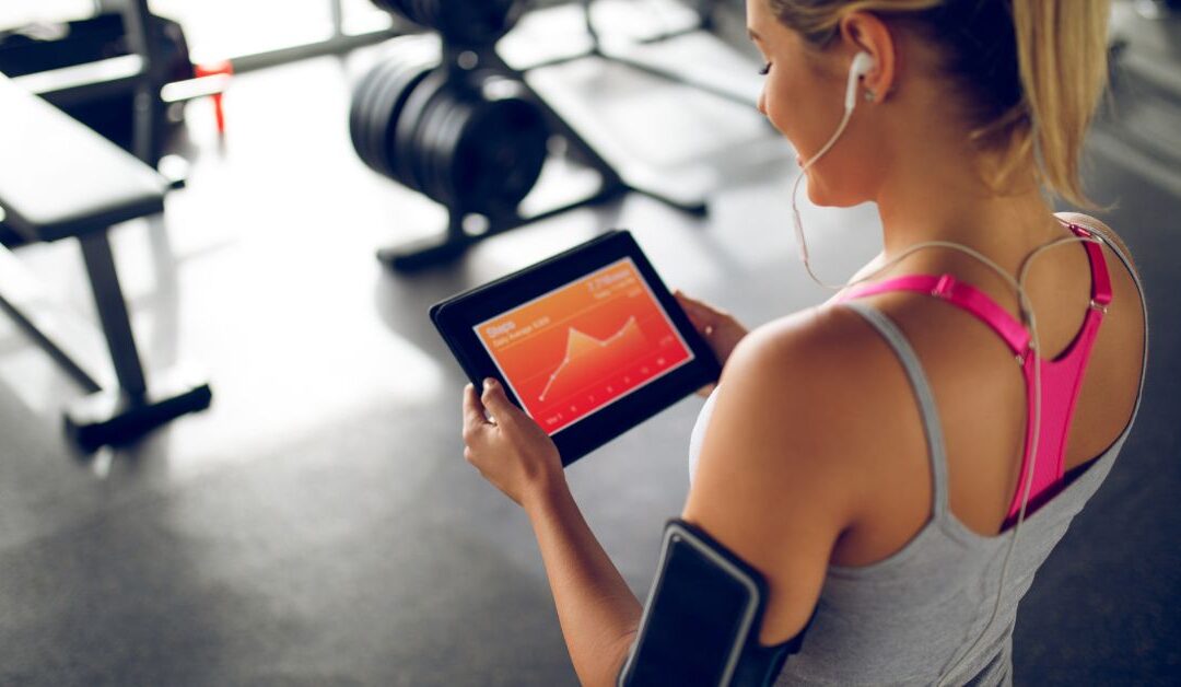 How Fitness Tracking Devices Can Transform Your Health and Fitness Journey
